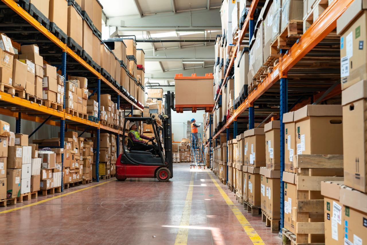 Vertical Logistics Parks: Solving Urban Fashion Fulfilment Challenges